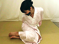 sugawaraya-0025【本編フル視聴】 菅原花音 - 和服でセルフギャグ